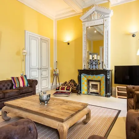 Sleeps 12 With Pool And Wifi