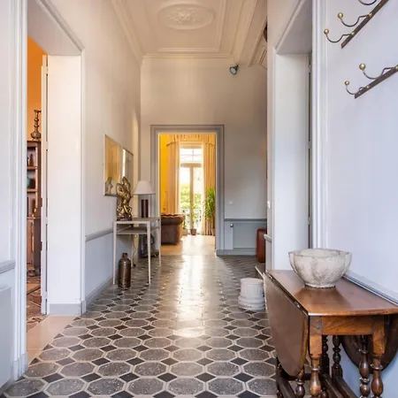 Sleeps 12 With Pool And Wifi Villa *