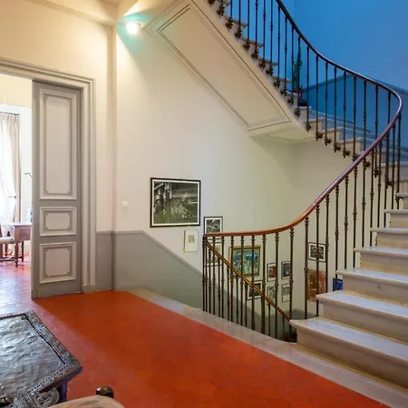 Villa Sleeps 12 With Pool And Wifi *