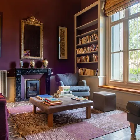 Sleeps 12 With Pool And Wifi Villa *