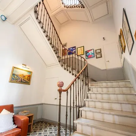 Villa Sleeps 12 With Pool And Wifi