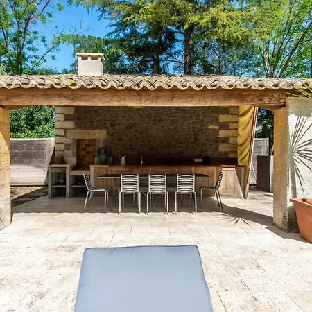 Sleeps 12 With Pool And Wifi Villa Caux